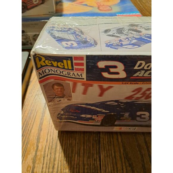 1998 Revell Monogram Dale Earnhardt Jr. AC Delco Monte Carlo NASCAR Kit Sealed - Picture 2 of 8